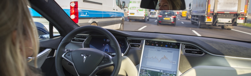 Wijziging wet en regelgeving in verband met autonoom rijden Wijziging wet en regelgeving in verband met autonoom rijden